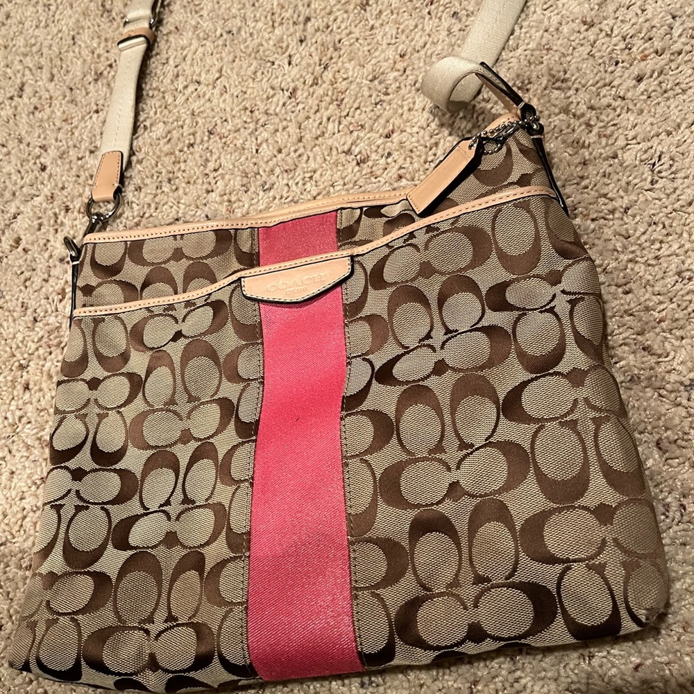 Great condition coach side body purse.